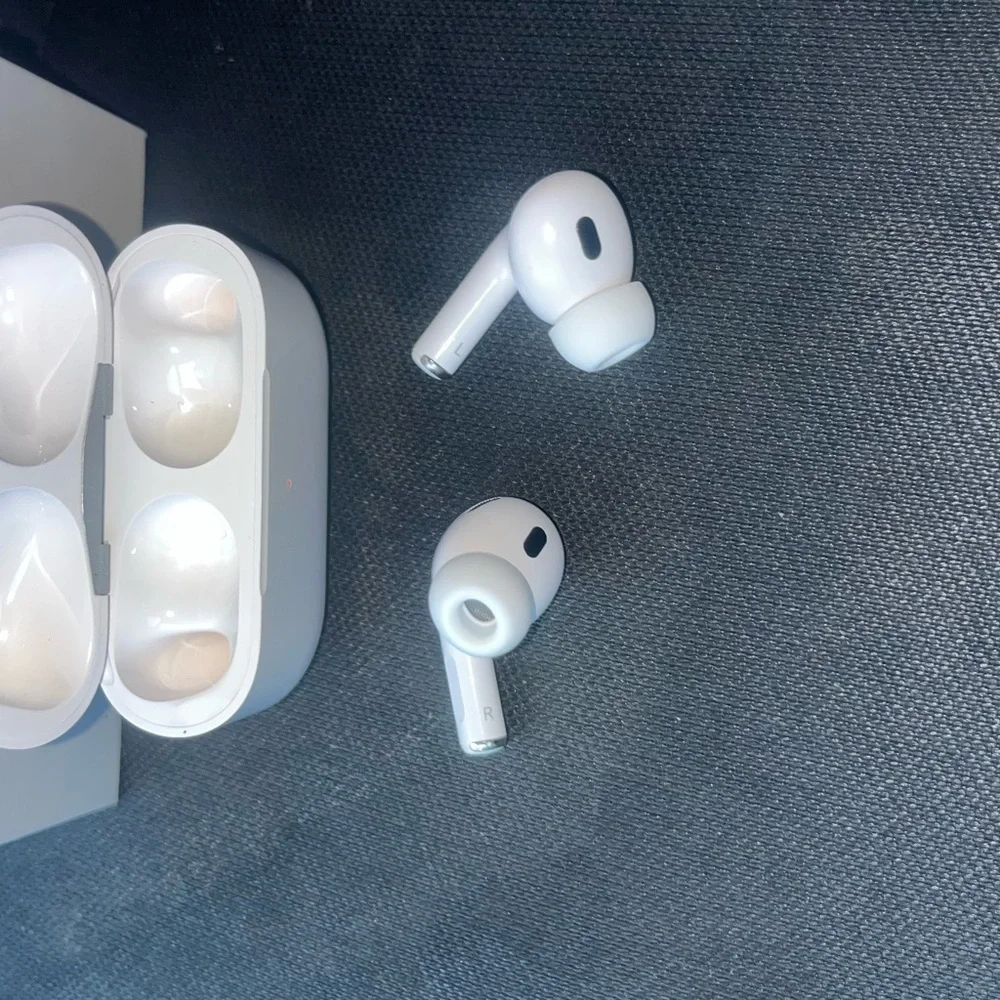 Apple AirPods Pro - White
